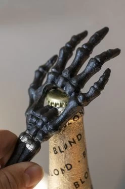 Alchemy Skeletal Hand Bottle Opener [BLACK]