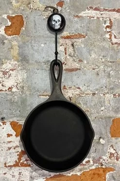 Skull Round Wall Hook -Alchemy Store 54353