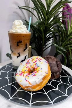 Spiderweb Round Kitchen Board