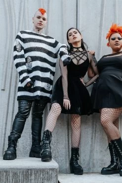 Viktor Jeans -Alchemy Store t51copy a2256433 2ed2 4c5b bc99 19b3b2fe1fa7