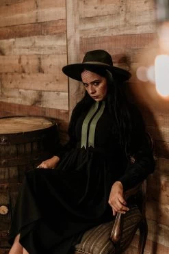 Veiled Hat [OLIVE GREEN] -Alchemy Store vintage goth hat