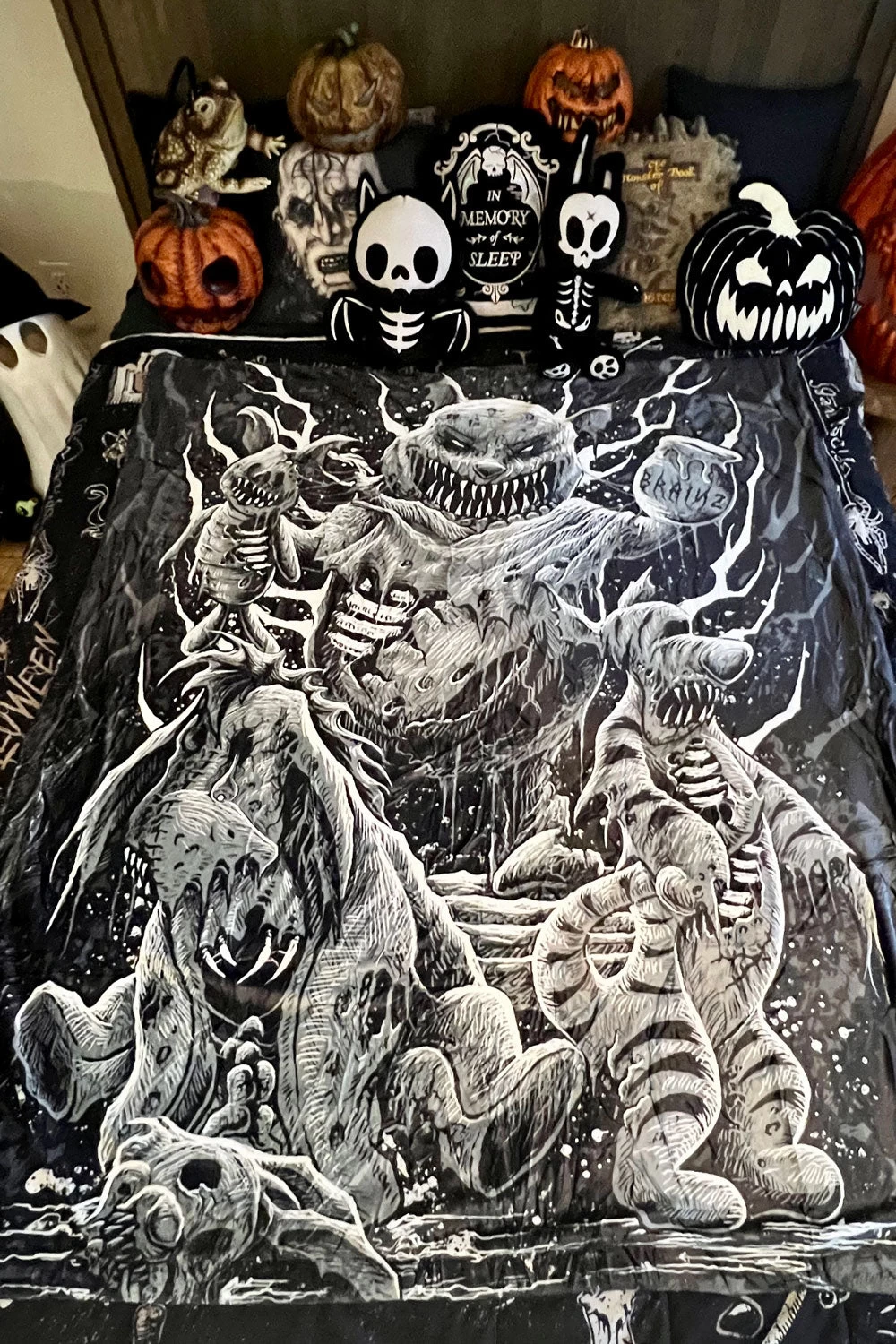 Winnie The Pooh's Bloody Honey Throw Blanket 3 Winnie The Pooh's Bloody Honey Throw Blanket