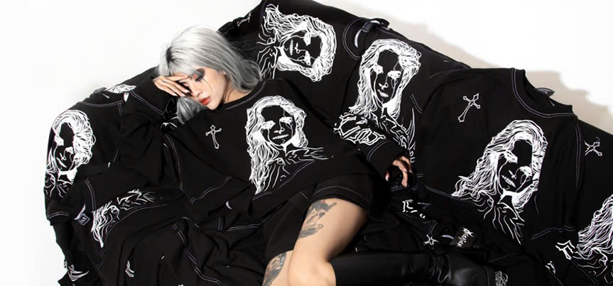 Alchemy Store -Alchemy Store z6585981685561 c790dfe608e437bf0ee4c68bfe74c1ce